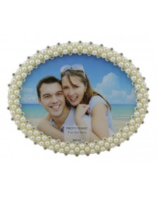 Ф/Рамка пластик 1014-68 Жемчуг белая со стразами Овал 15*21 Делюкс.. Ф/Рамка пластик 1014-68 Жемчуг белая со стразами Овал 15*21 Делюкс..