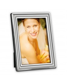 Ф/Рамка ZEP 22ASS26-4R SILVER 10*15 металлическая покрыта наносеребром 98.. Ф/Рамка ZEP 22ASS26-4R SILVER 10*15 металлическая покрыта наносеребром 98..